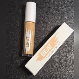 Belle Beauty by Kim Gravel Beat The Perfect Concealer In Medium